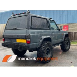 Élargisseurs d’aile Nissan Patrol TR K160 K260 exécution 3 portes extension d'ailes 10cm